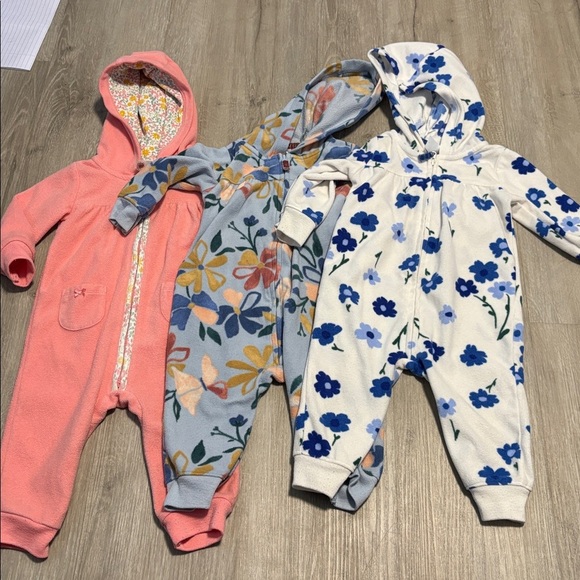 Carters Floral and Solid Baby Hooded Onesies Set - Picture 1 of 1